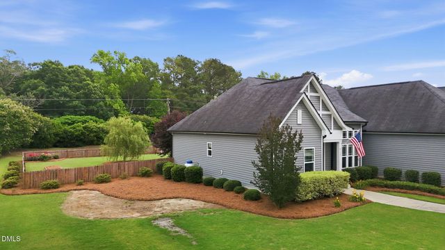 15 Ashland Court, Zebulon, NC 27597