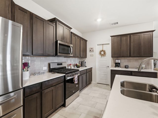 415 Boston Road, Fate, TX 75189