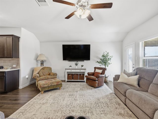 415 Boston Road, Fate, TX 75189