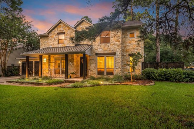 2 Glistening Pond Place, The Woodlands, TX 77382