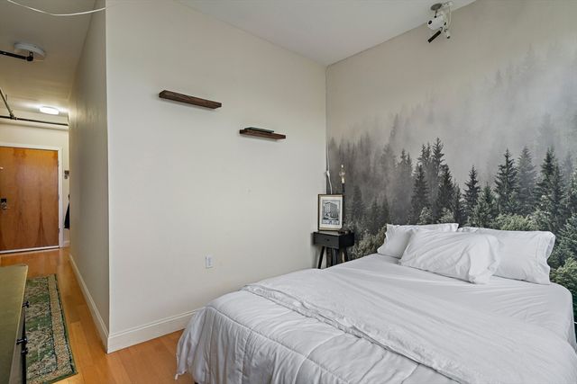 220 Spencer Ave 304, Chelsea, MA 02150