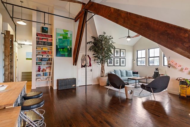 220 Spencer Ave 304, Chelsea, MA 02150