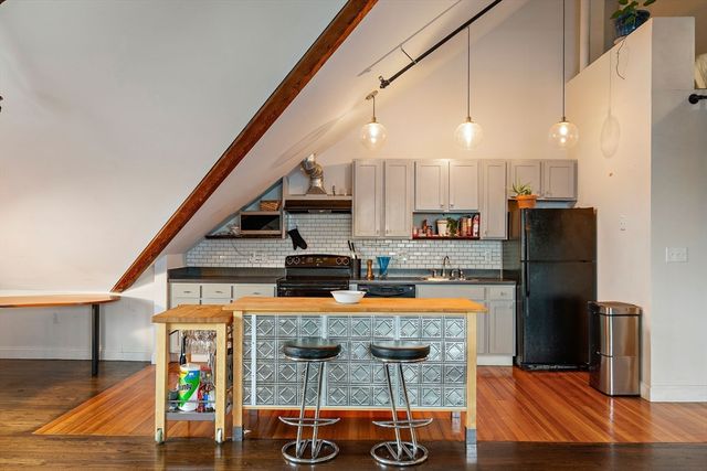 220 Spencer Ave 304, Chelsea, MA 02150