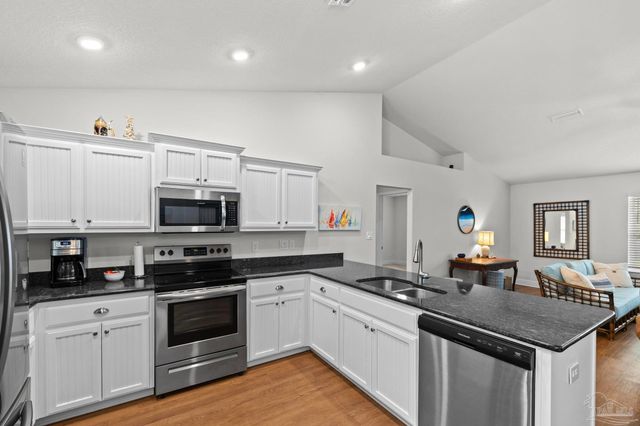 7007 Brylington Blvd, Pensacola, FL 32526