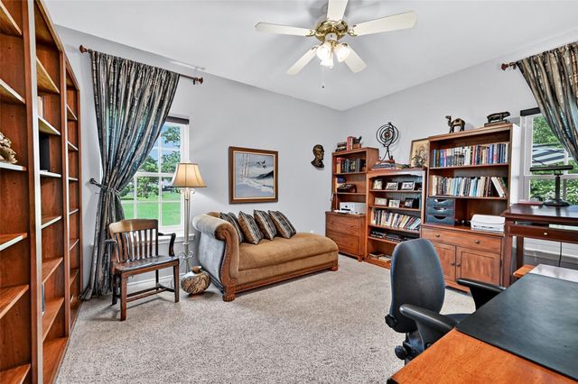 122 Comanche Drive, Gainesville, TX 76240