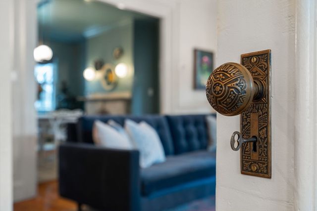 14 Gordon St, Boston, MA 02130