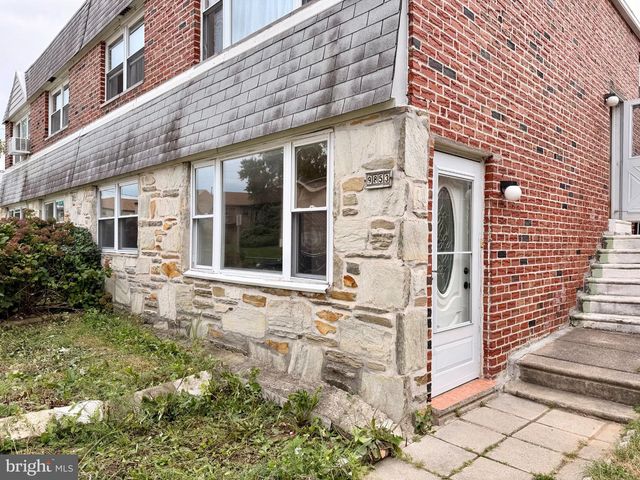 9853 WISTARIA ST, Philadelphia, PA 19115