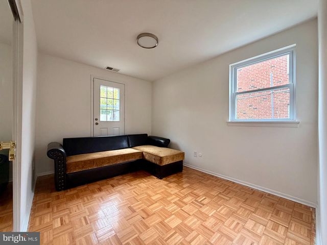 9853 WISTARIA ST, Philadelphia, PA 19115