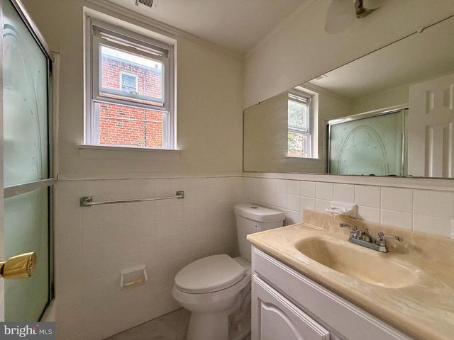 9853 WISTARIA ST, Philadelphia, PA 19115