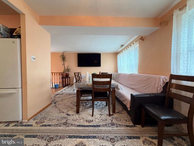 9853 WISTARIA ST, Philadelphia, PA 19115