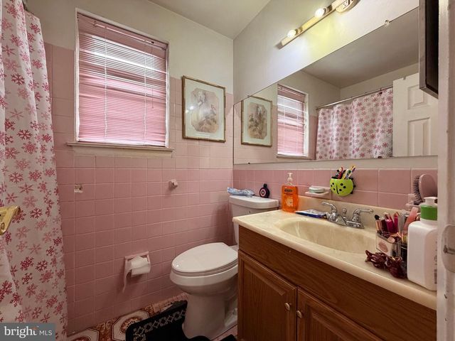 9853 WISTARIA ST, Philadelphia, PA 19115