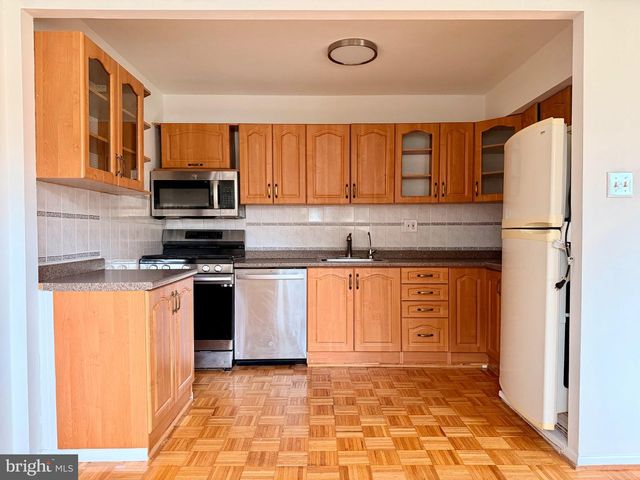 9853 WISTARIA ST, Philadelphia, PA 19115