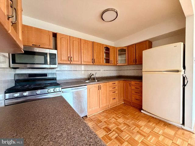 9853 WISTARIA ST, Philadelphia, PA 19115
