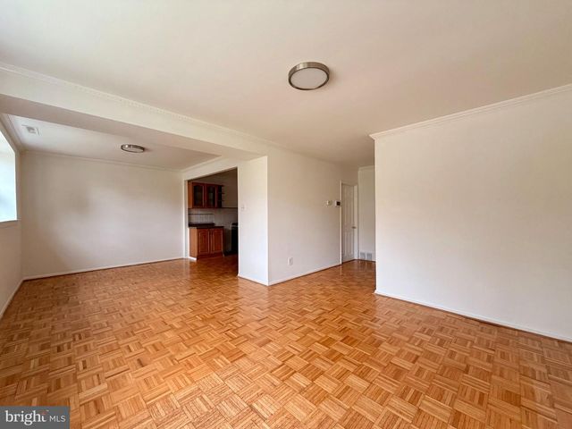 9853 WISTARIA ST, Philadelphia, PA 19115