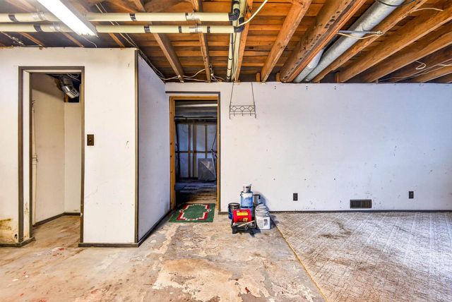 824 W HAWES AVENUE, Appleton, WI 54914