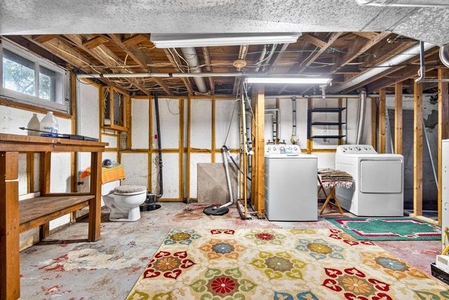 824 W HAWES AVENUE, Appleton, WI 54914