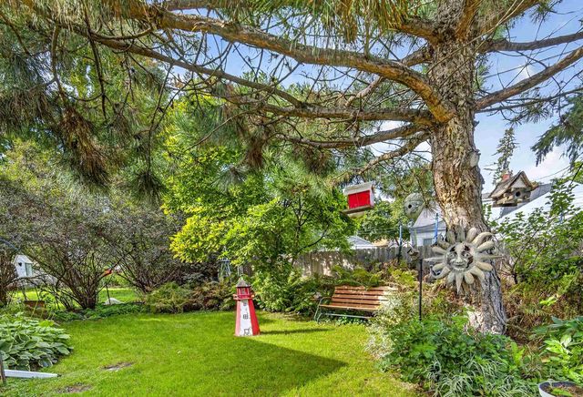 824 W HAWES AVENUE, Appleton, WI 54914