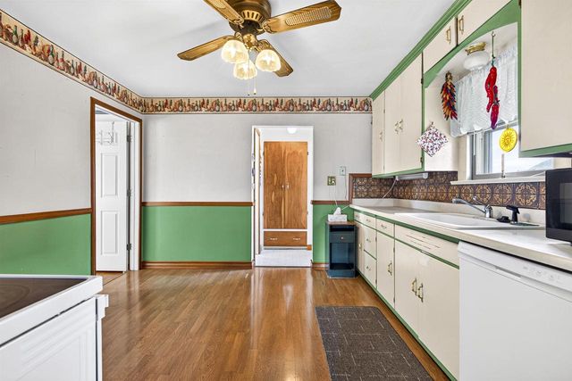 824 W HAWES AVENUE, Appleton, WI 54914