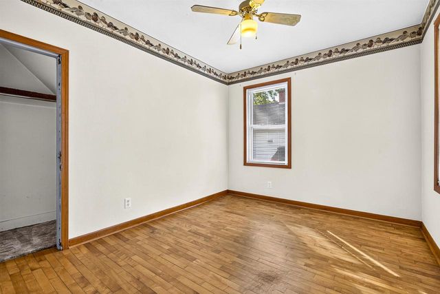 824 W HAWES AVENUE, Appleton, WI 54914