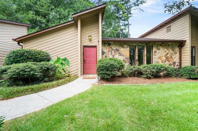 20 Foxridge Court, Marietta, GA 30067