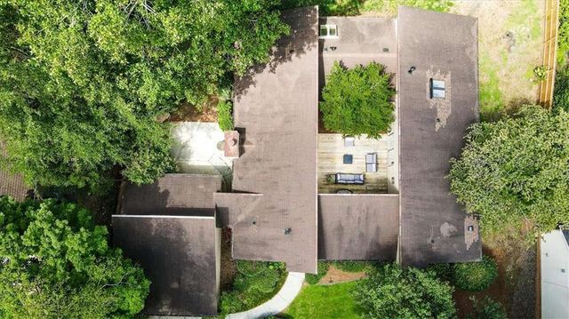 20 Foxridge Court, Marietta, GA 30067