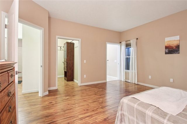 127 Harrogate Crossing, Henrietta, NY 14586