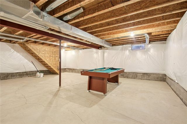 127 Harrogate Crossing, Henrietta, NY 14586