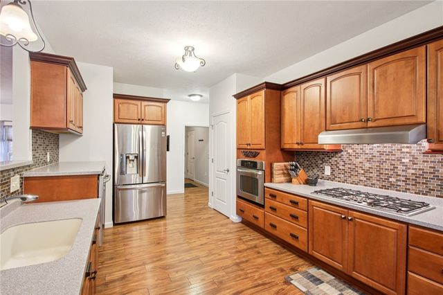 127 Harrogate Crossing, Henrietta, NY 14586