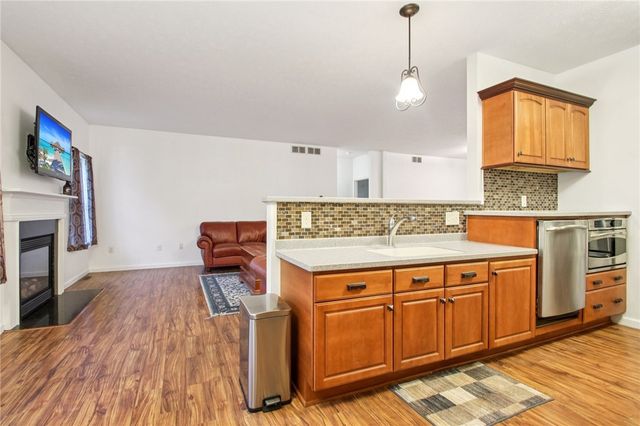 127 Harrogate Crossing, Henrietta, NY 14586