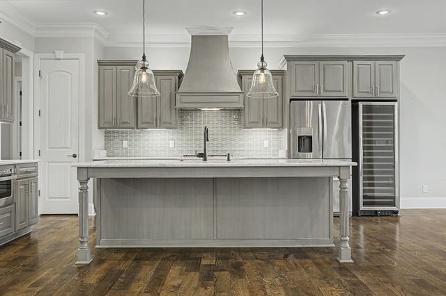 10204 MAPLE RUN DR, Lakeland, TN 38002