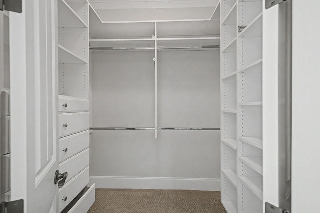 10204 MAPLE RUN DR, Lakeland, TN 38002