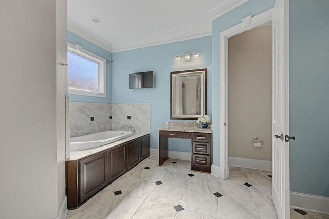 10204 MAPLE RUN DR, Lakeland, TN 38002