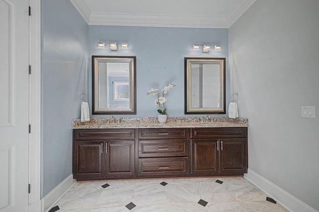 10204 MAPLE RUN DR, Lakeland, TN 38002