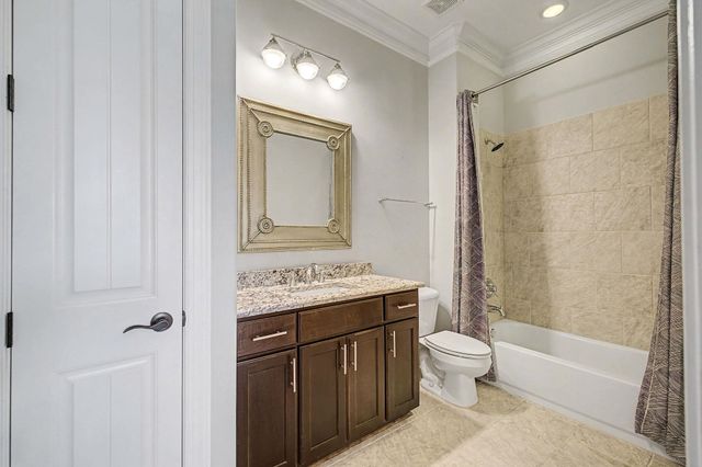 10204 MAPLE RUN DR, Lakeland, TN 38002