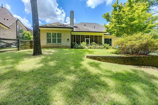 10204 MAPLE RUN DR, Lakeland, TN 38002