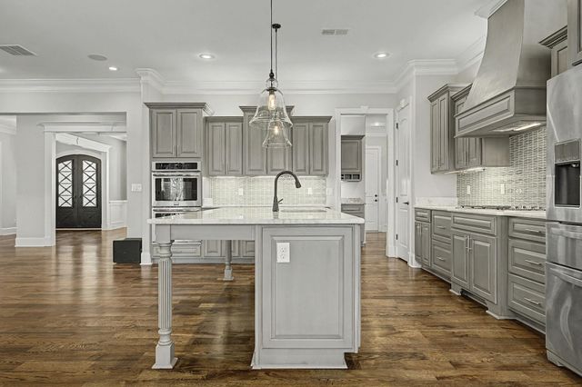 10204 MAPLE RUN DR, Lakeland, TN 38002