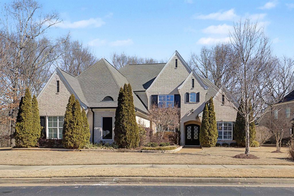 10204 MAPLE RUN DR, Lakeland, TN 38002