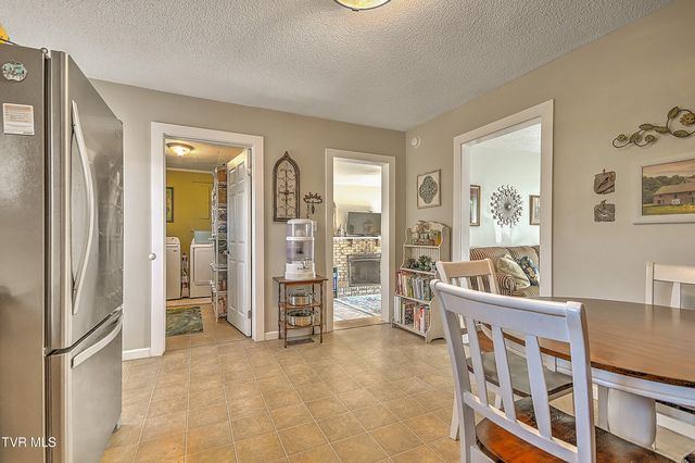 115 Boone Avenue, Johnson City, TN 37615