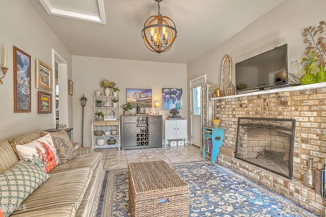 115 Boone Avenue, Johnson City, TN 37615