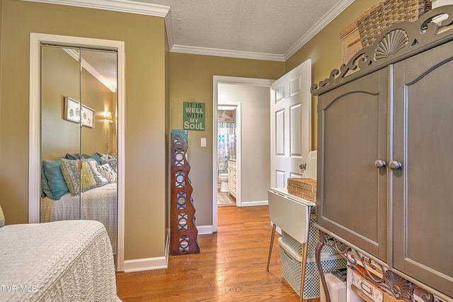 115 Boone Avenue, Johnson City, TN 37615