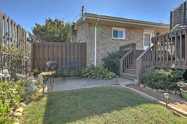 115 Boone Avenue, Johnson City, TN 37615
