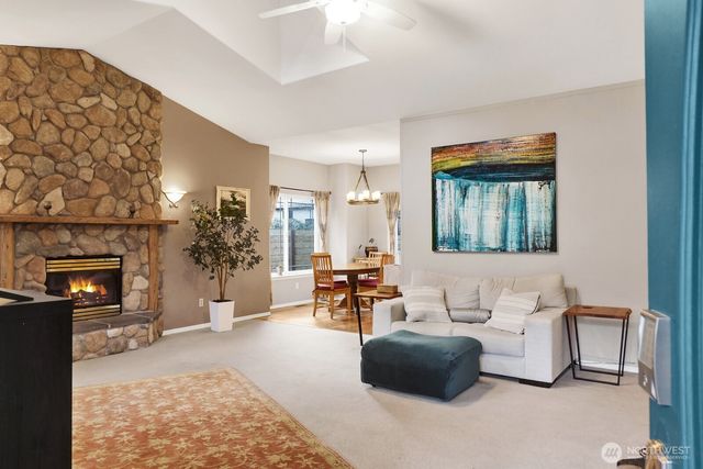 222 Jerome Street, Bellingham, WA 98229