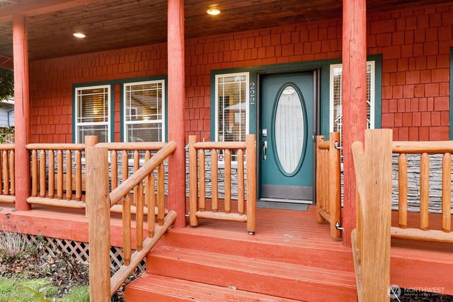 222 Jerome Street, Bellingham, WA 98229