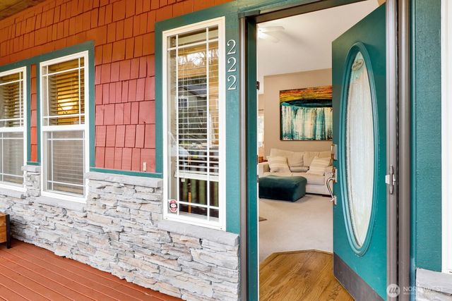 222 Jerome Street, Bellingham, WA 98229