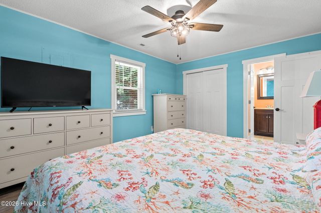 169 NW 3rd Street, Oak Island, NC 28465