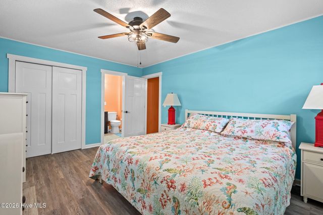 169 NW 3rd Street, Oak Island, NC 28465