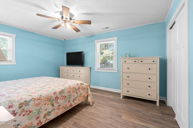 169 NW 3rd Street, Oak Island, NC 28465