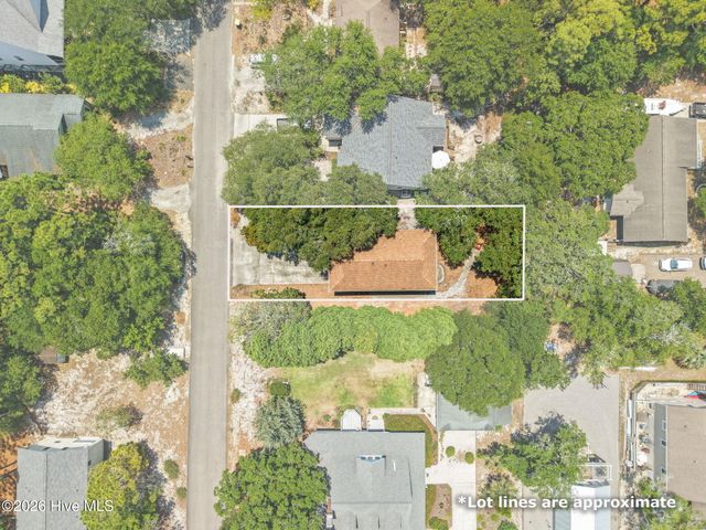 169 NW 3rd Street, Oak Island, NC 28465