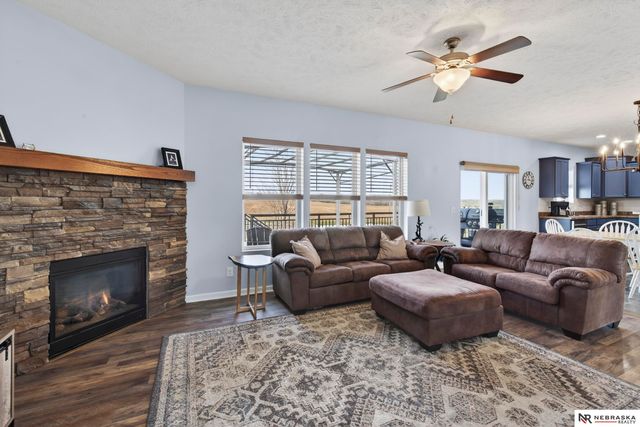 11318 S 47th Street, Papillion, NE 68133