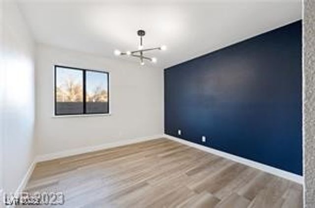 5705 Smoke Ranch Road B, Las Vegas, NV 89108